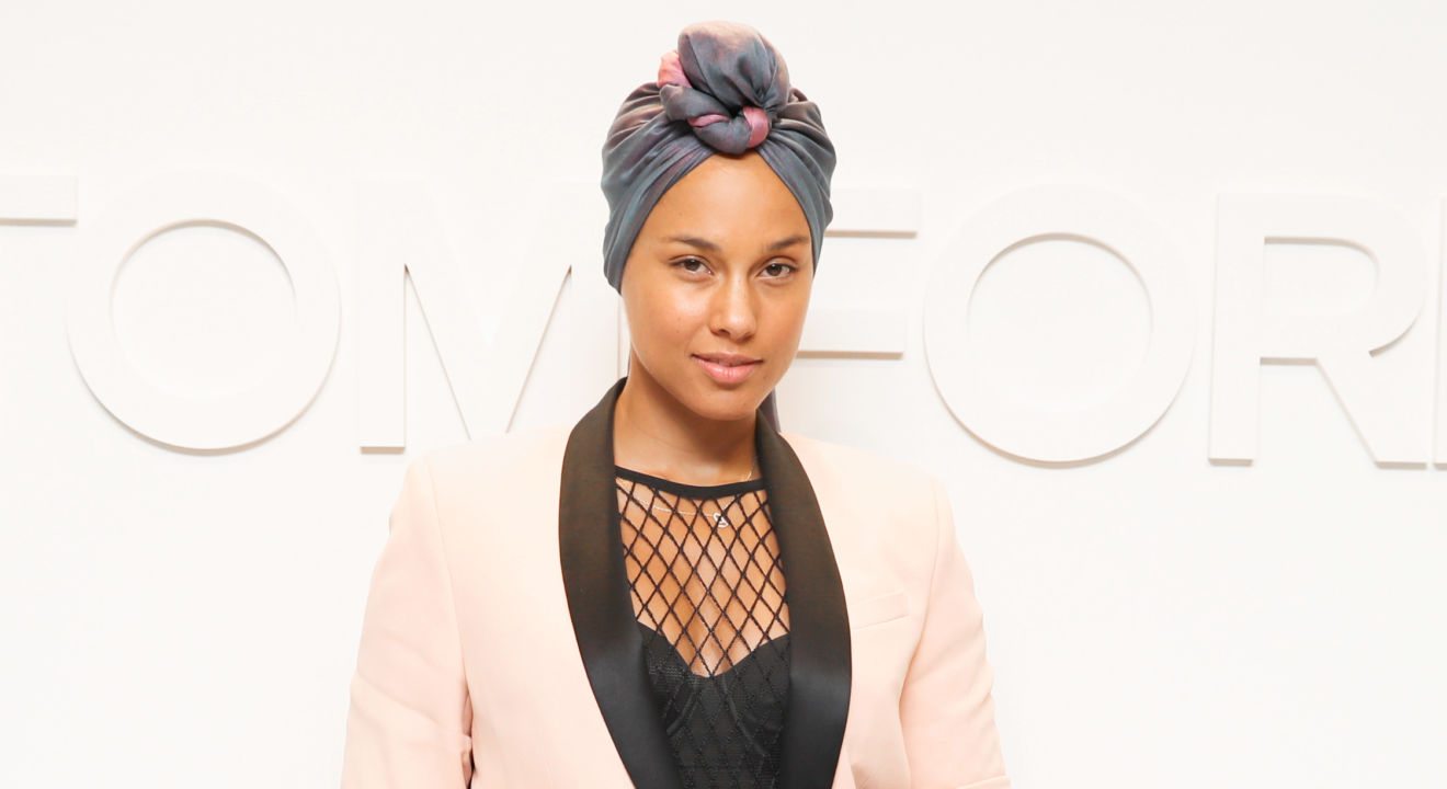 Alicia Keys and Her Bare Face: The Price of Wearing No Makeup Celebs